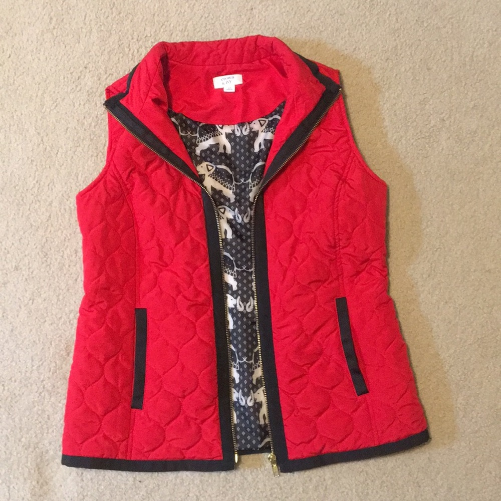 Crown and Ivy vest: Size S